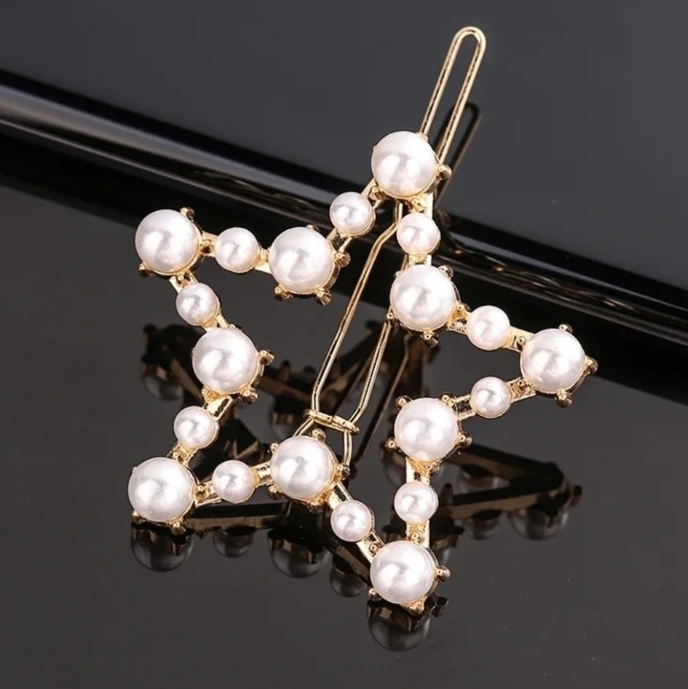 NWOT Pearl Star Gold Hair Clip